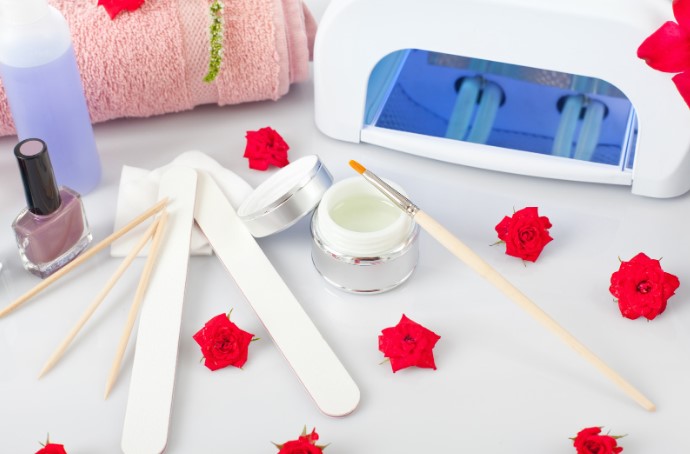 как оборудовать рабочее место мастера маникюра как оборудовать рабочее место мастера маникюра